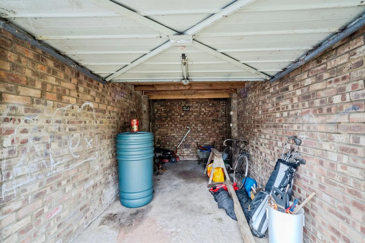 St. James Close, Hanslope, MK19, photo 17