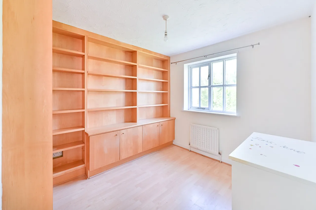 36 Abbotswood Road, London, photo 7