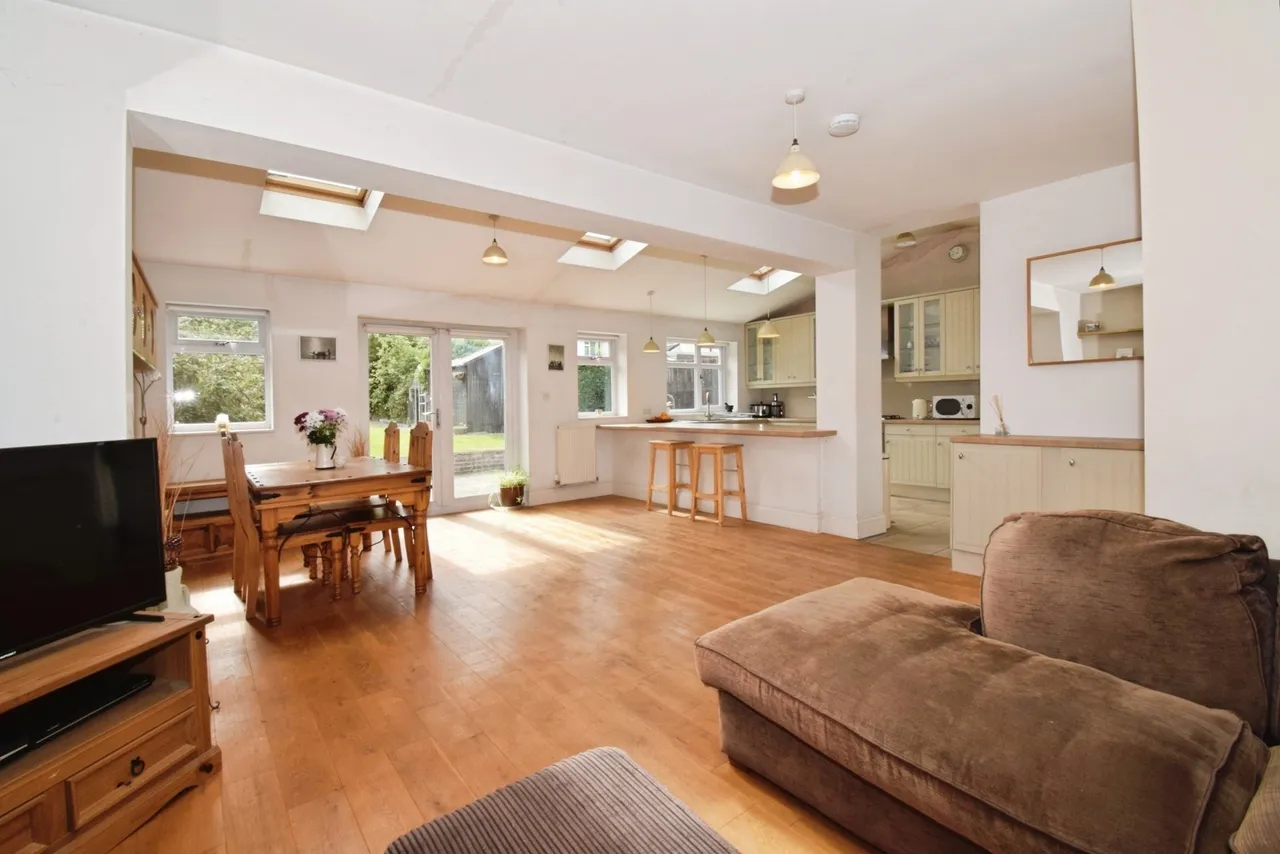 Firfield Avenue, Leicester, LE4, photo 2