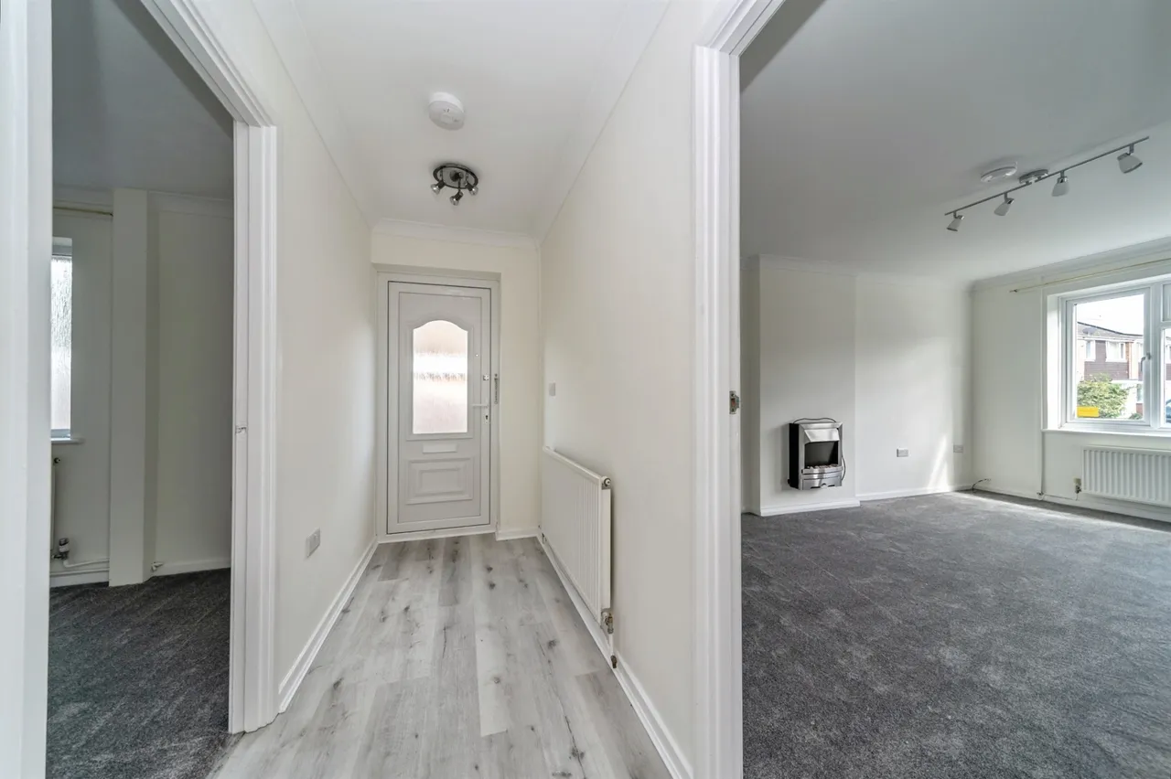 Orwell Close, Bedford, photo 12
