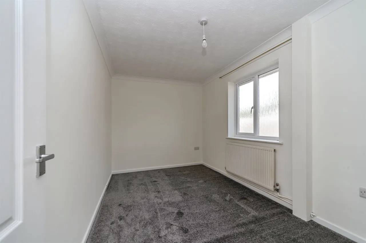 Orwell Close, Bedford, photo 5