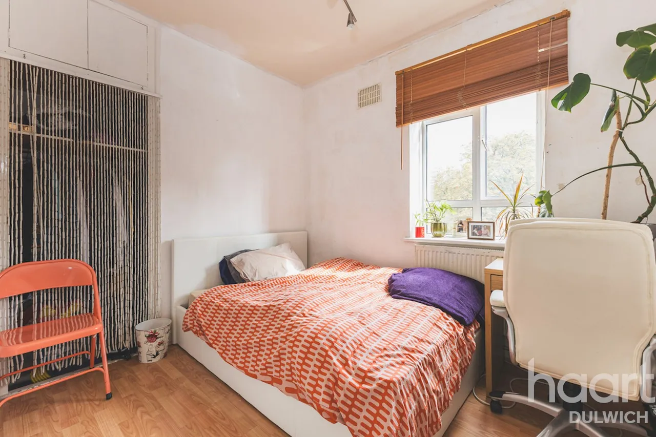 Kingswood Estate, London, SE21, photo 16