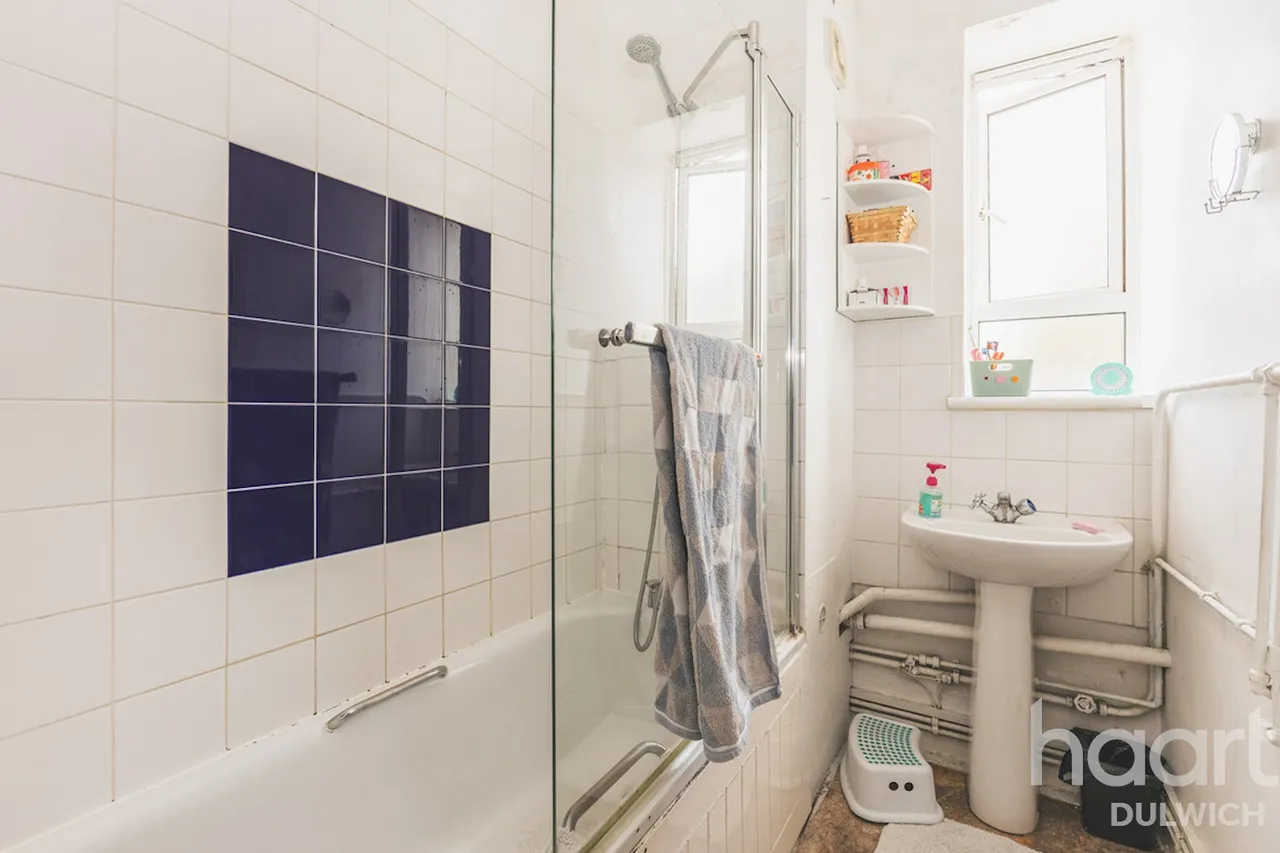 Kingswood Estate, London, SE21, photo 19