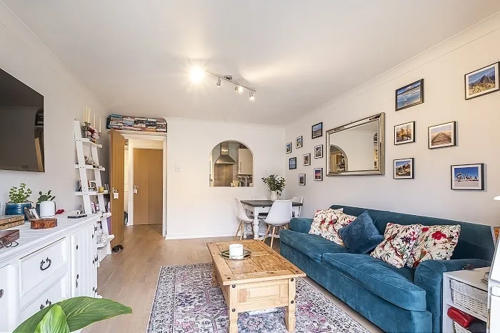 24 Ravensbury Road, London, SW18, photo 6