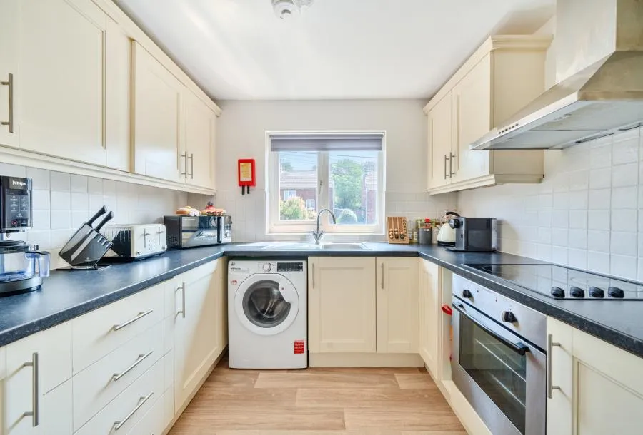 Romney Avenue, Bristol, BS7, photo 6