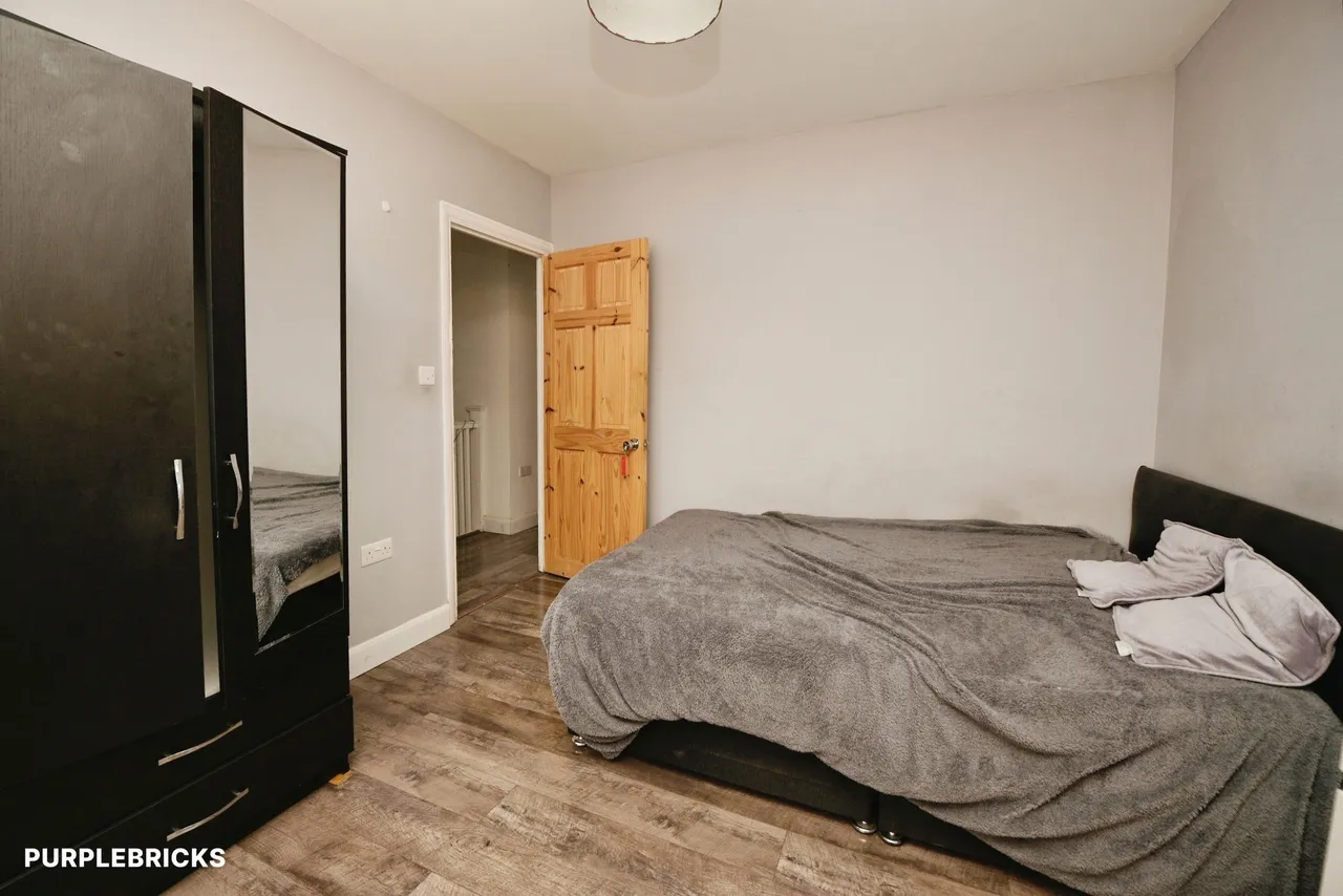 Craven Gardens, Barking, IG11, photo 16