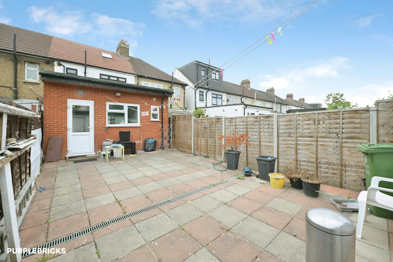 Craven Gardens, Barking, IG11, photo 9