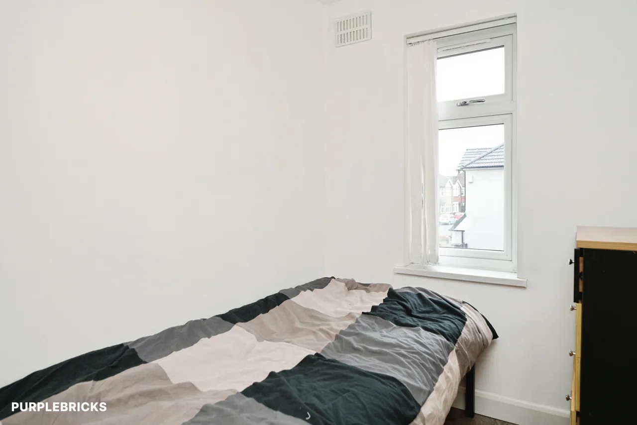 Craven Gardens, Barking, IG11, photo 19