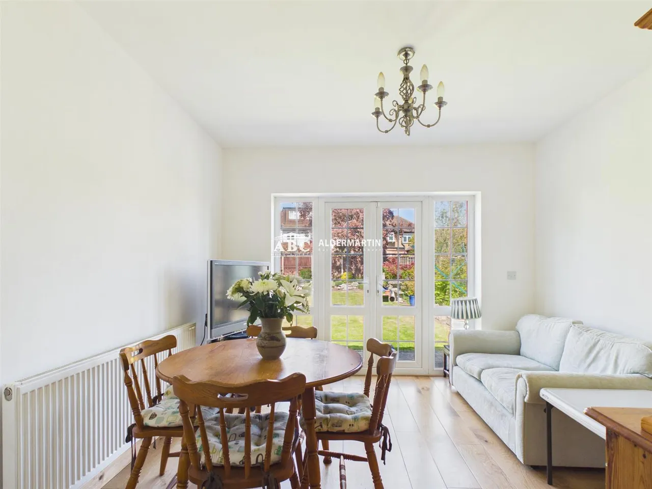 Park Grove, Edgware, photo 10