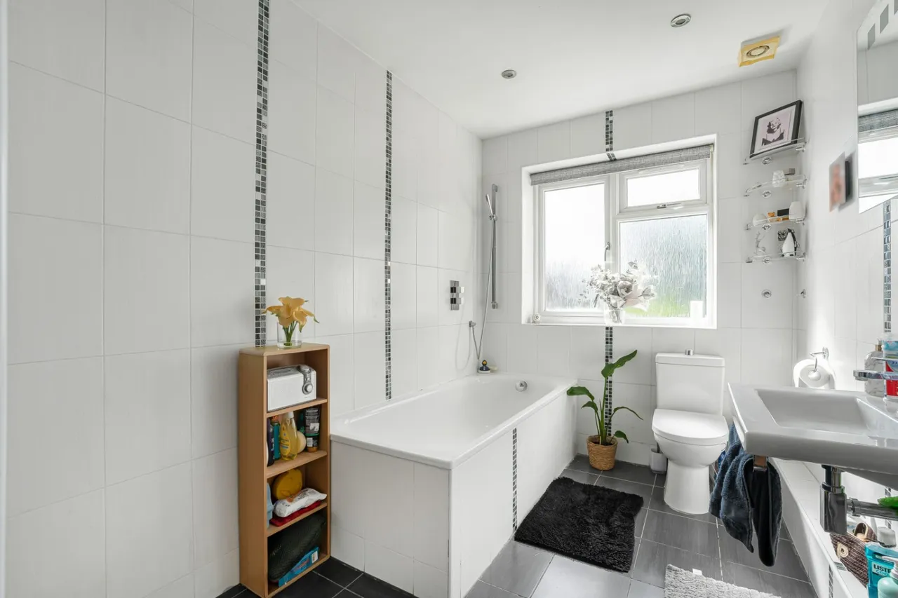 Howberry Road, Edgware, HA8, photo 22