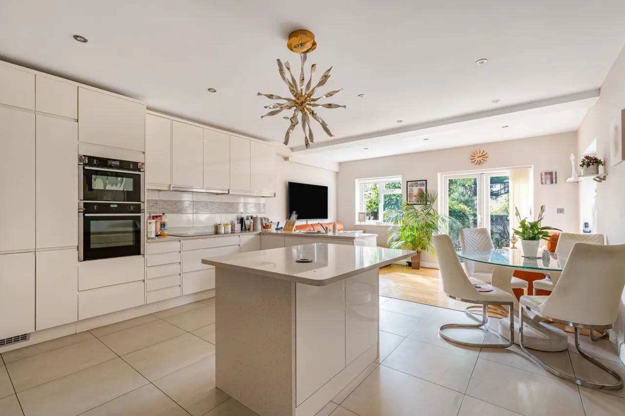 Howberry Road, Edgware, HA8, photo 4