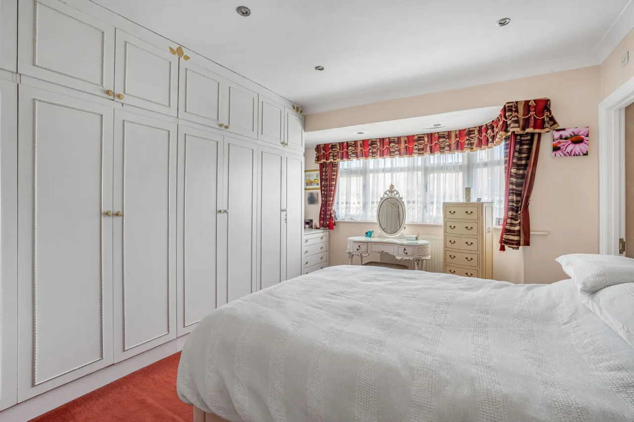 Howberry Road, Edgware, HA8, photo 18