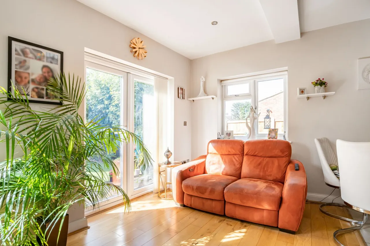 Howberry Road, Edgware, HA8, photo 12