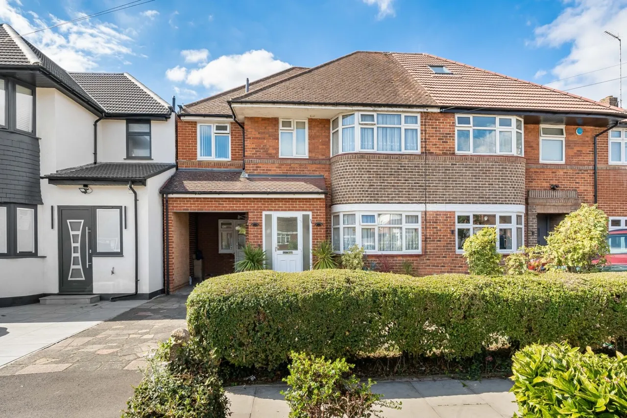 Howberry Road, Edgware, HA8, photo 5