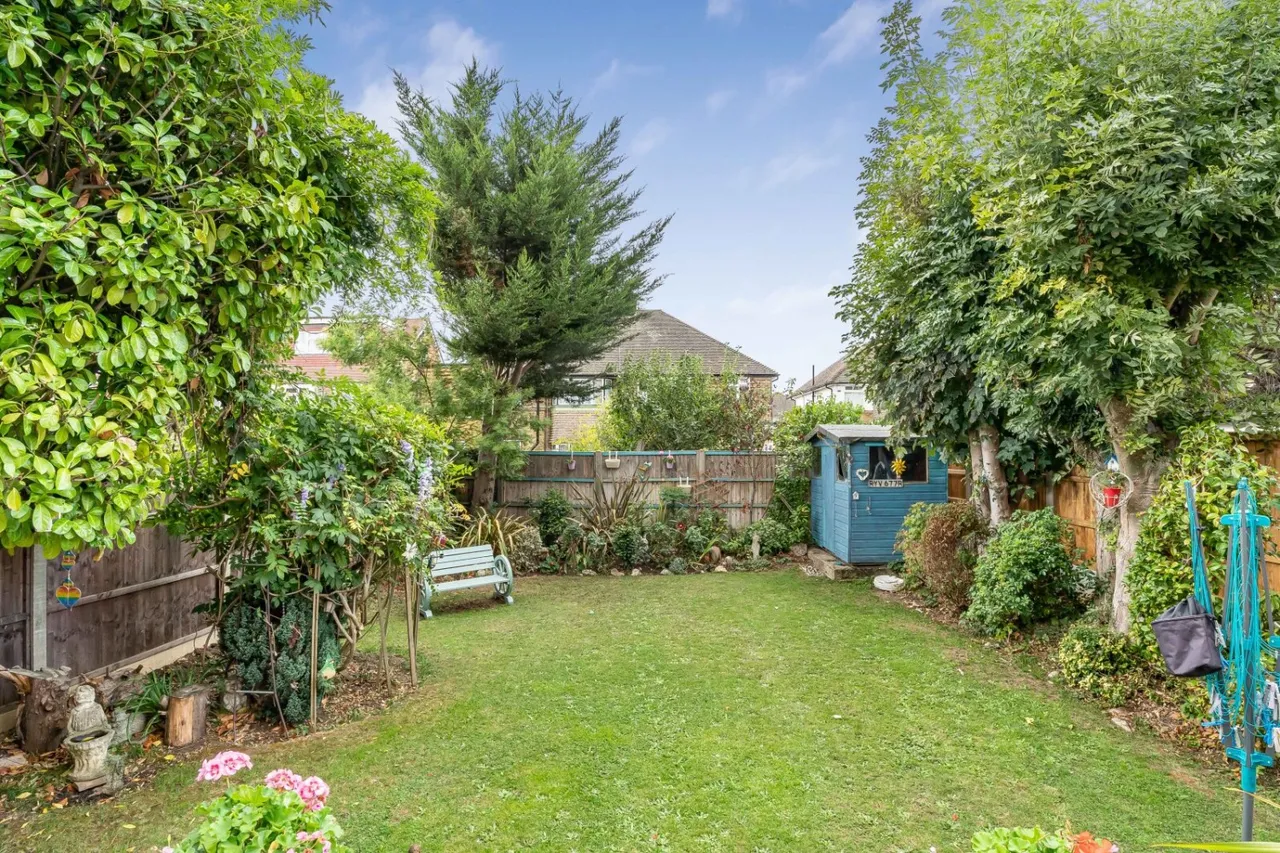 Howberry Road, Edgware, HA8, photo 26