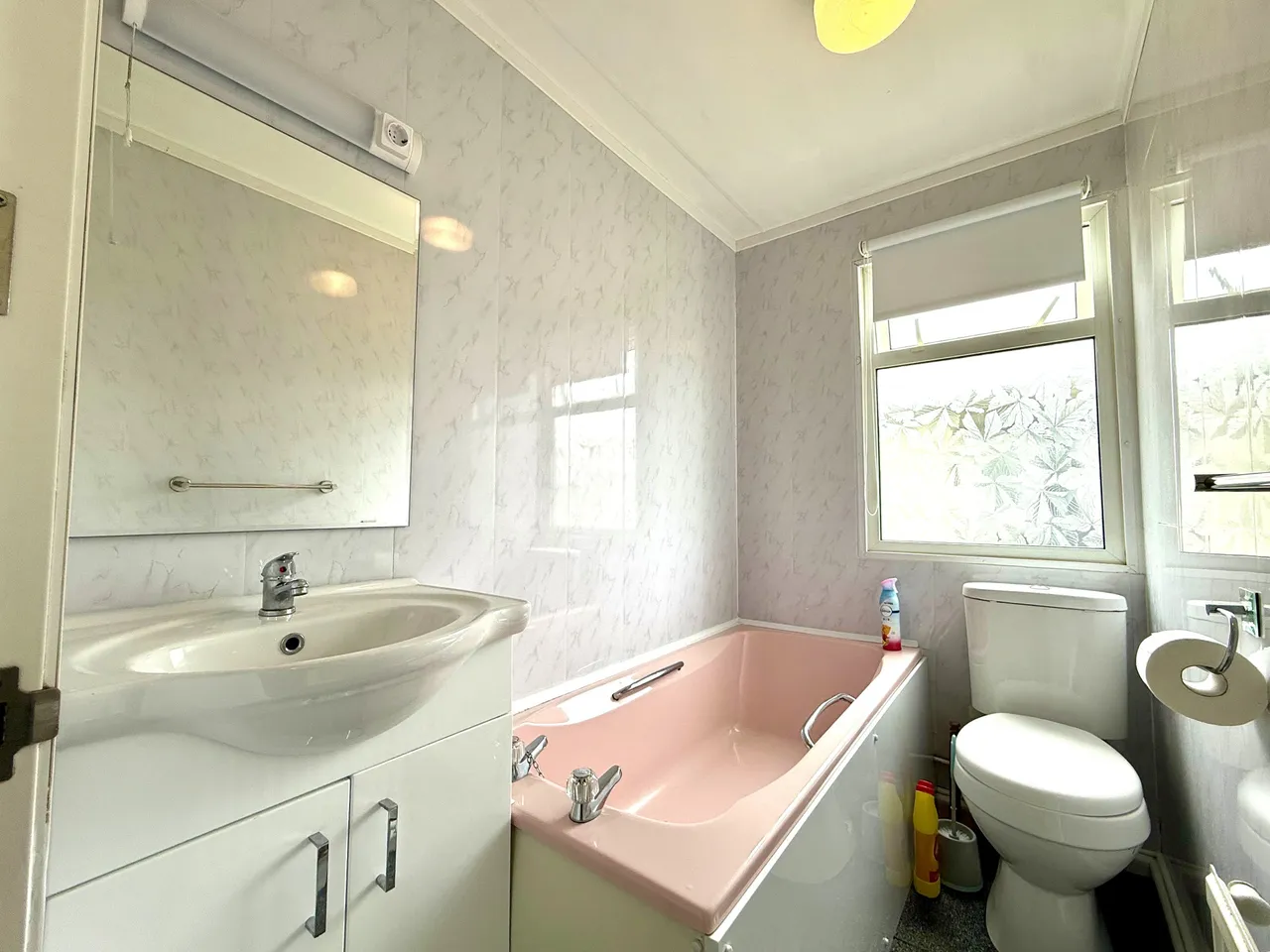 The Close, Wyre Vale Park, Garstang, Lancashire, PR3 1PL, photo 16