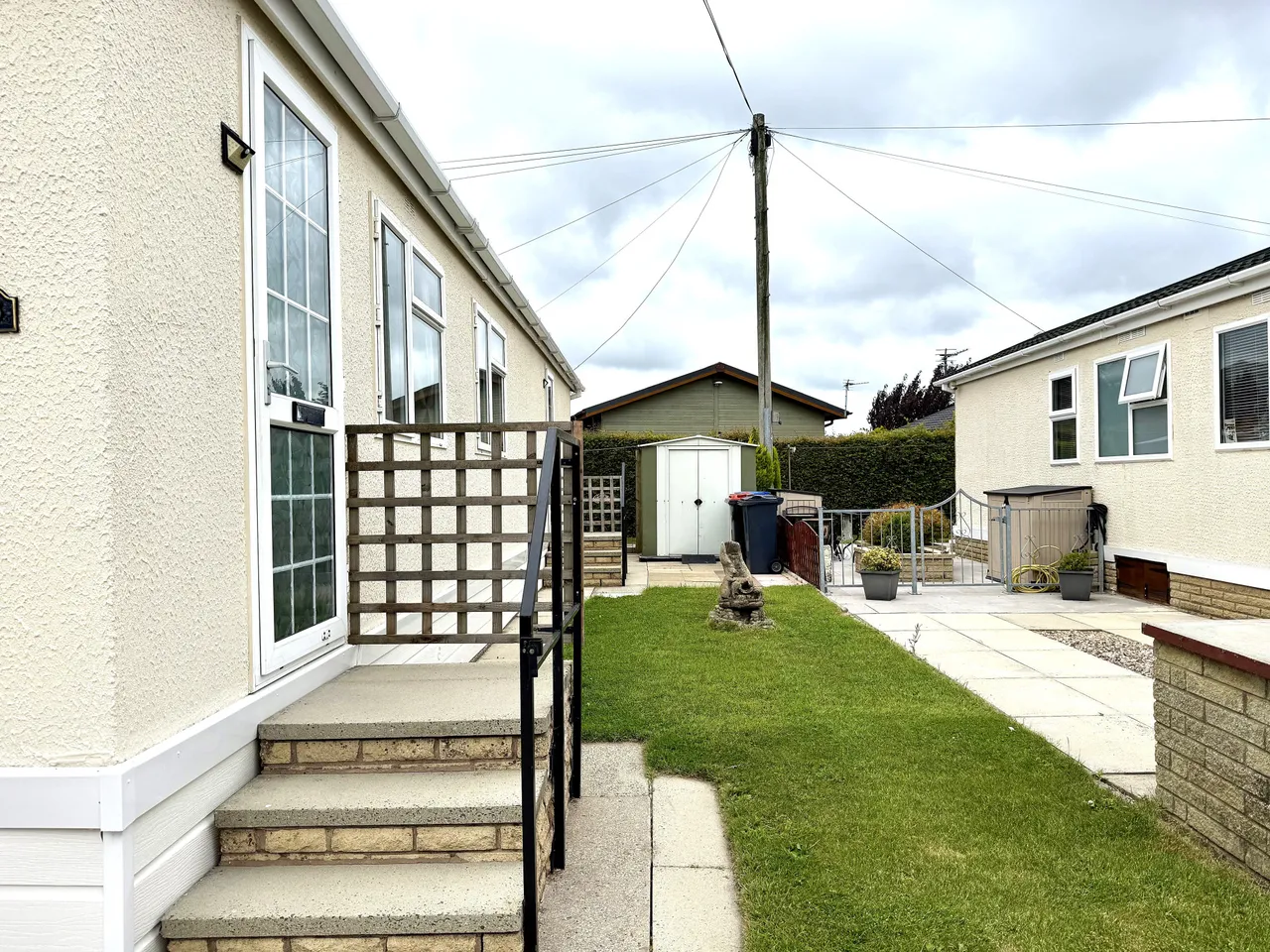 The Close, Wyre Vale Park, Garstang, Lancashire, PR3 1PL, photo 17