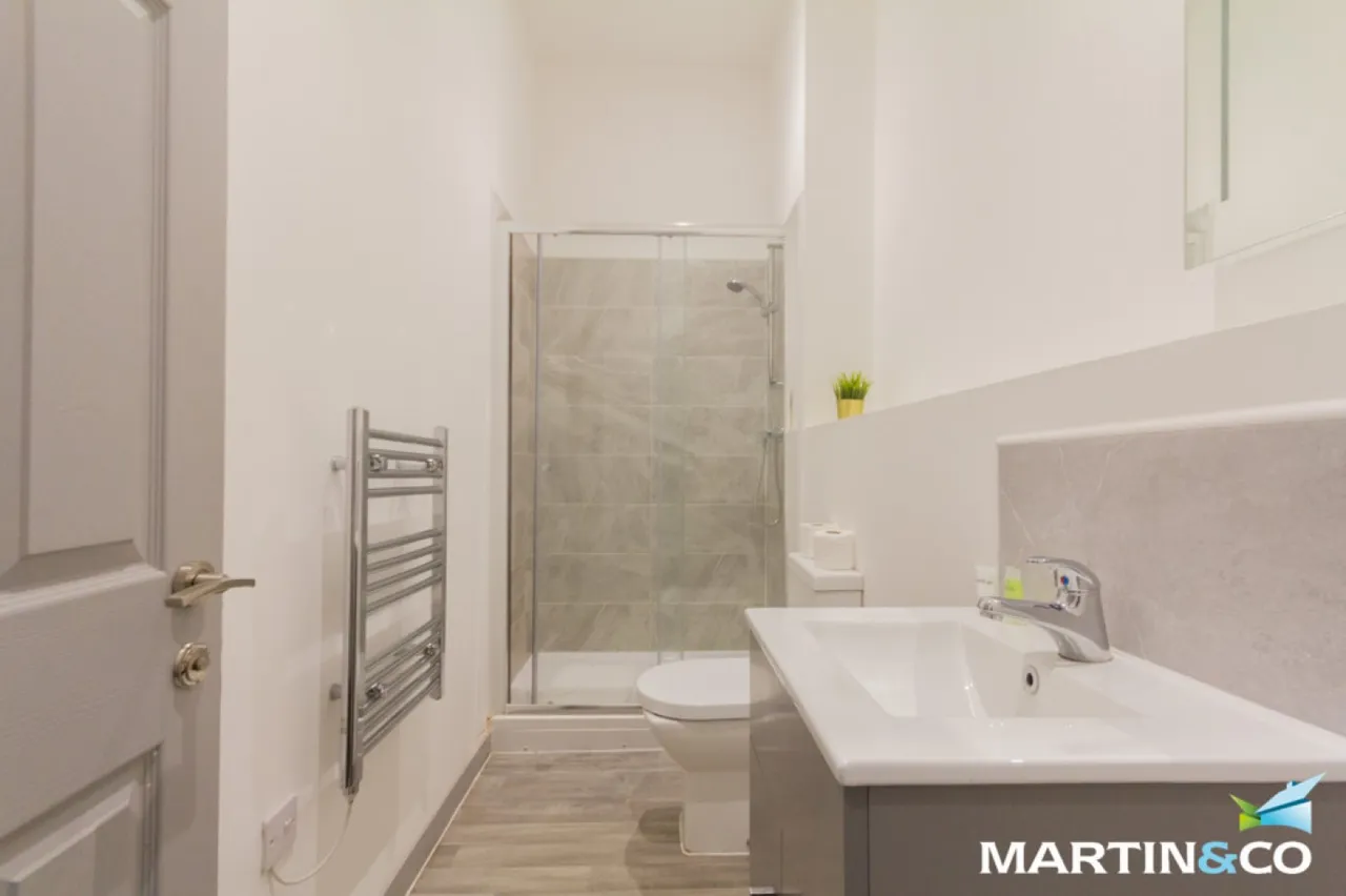 Oak Court, Dudley Road, Brierley Hill, DY5, photo 6