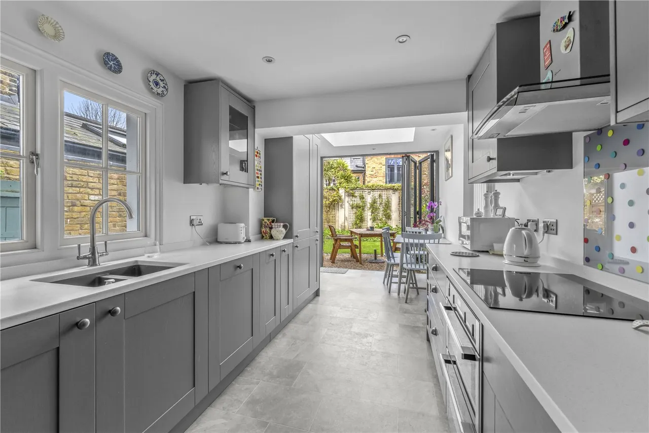 Windsor Road, Teddington, TW11 0SF, photo 2