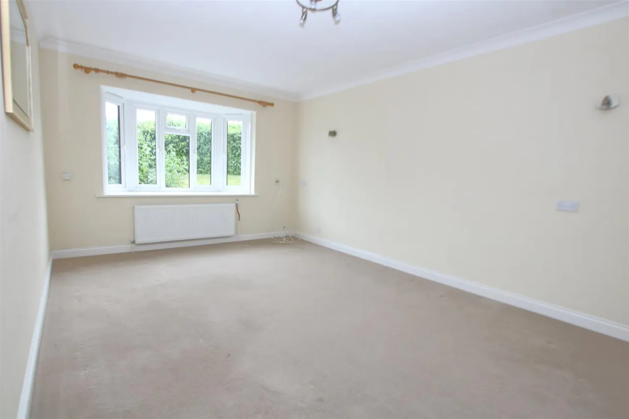 King Richard Court, East Hunsbury, photo 4