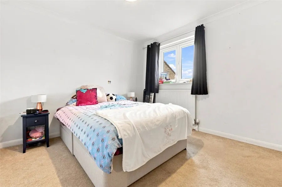 with 5 bedrooms in Saffron Walden, CB11, photo 15