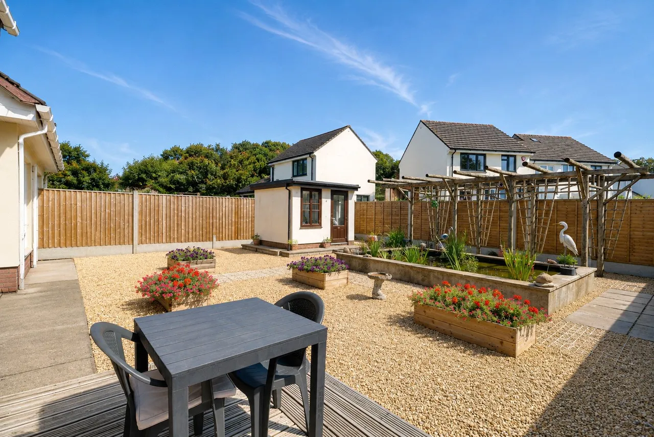 Magnolia Close, Barnstaple, EX32, photo 11