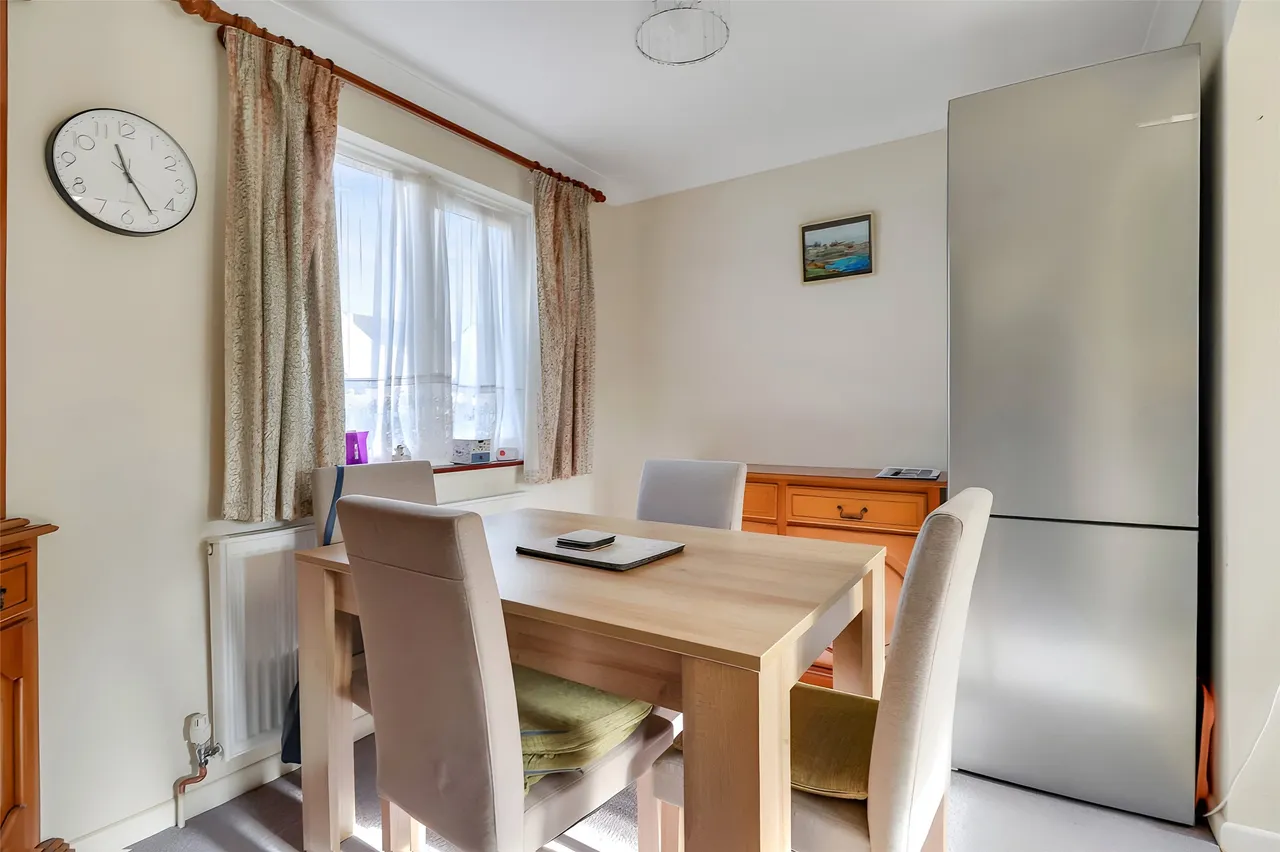 Magnolia Close, Barnstaple, EX32, photo 6