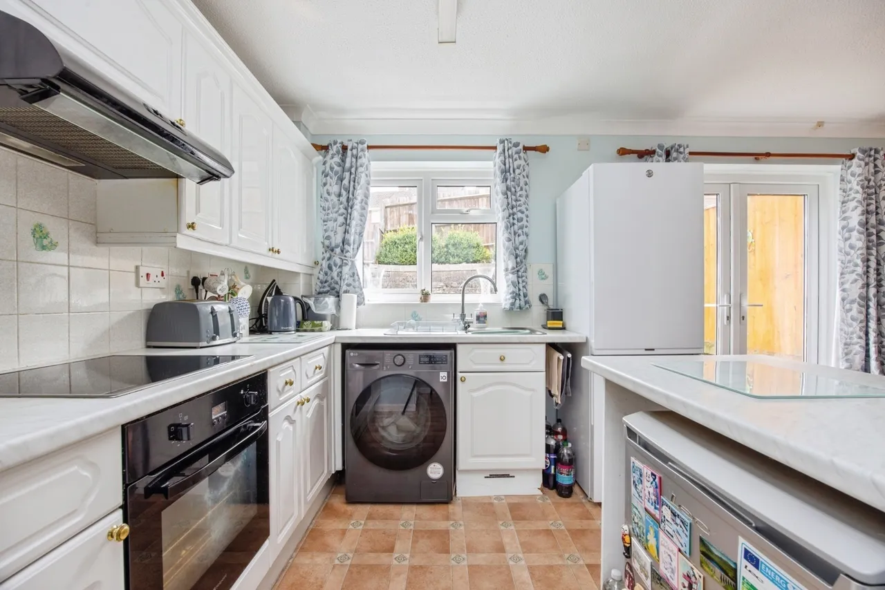 Manor View, Par, PL24, photo 9