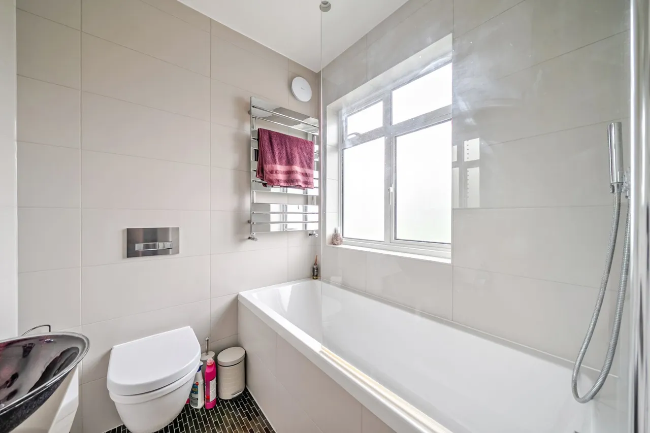 Cantwell Road, SE18, photo 18