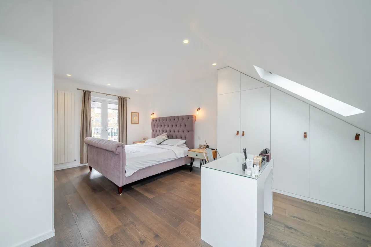 Cantwell Road, SE18, photo 14