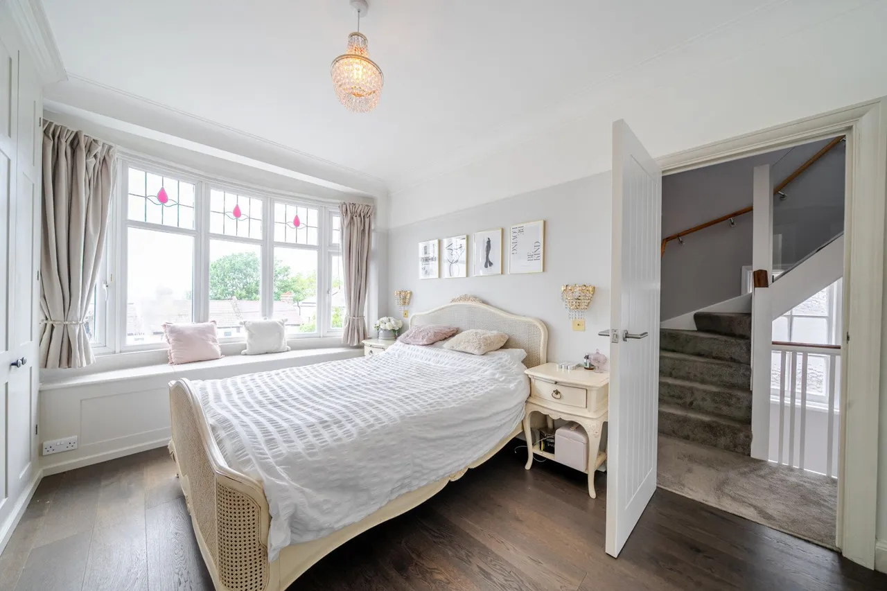 Cantwell Road, SE18, photo 17