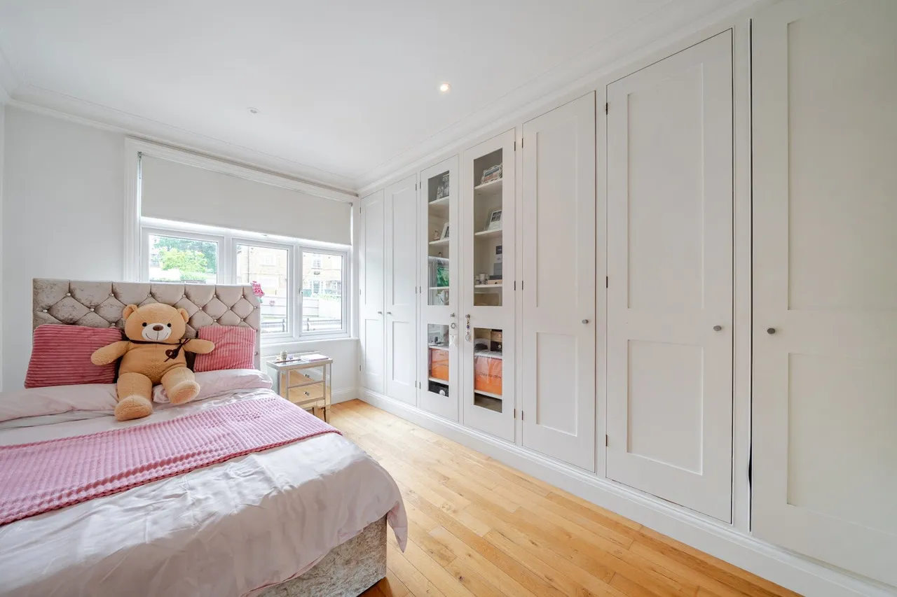 Cantwell Road, SE18, photo 9
