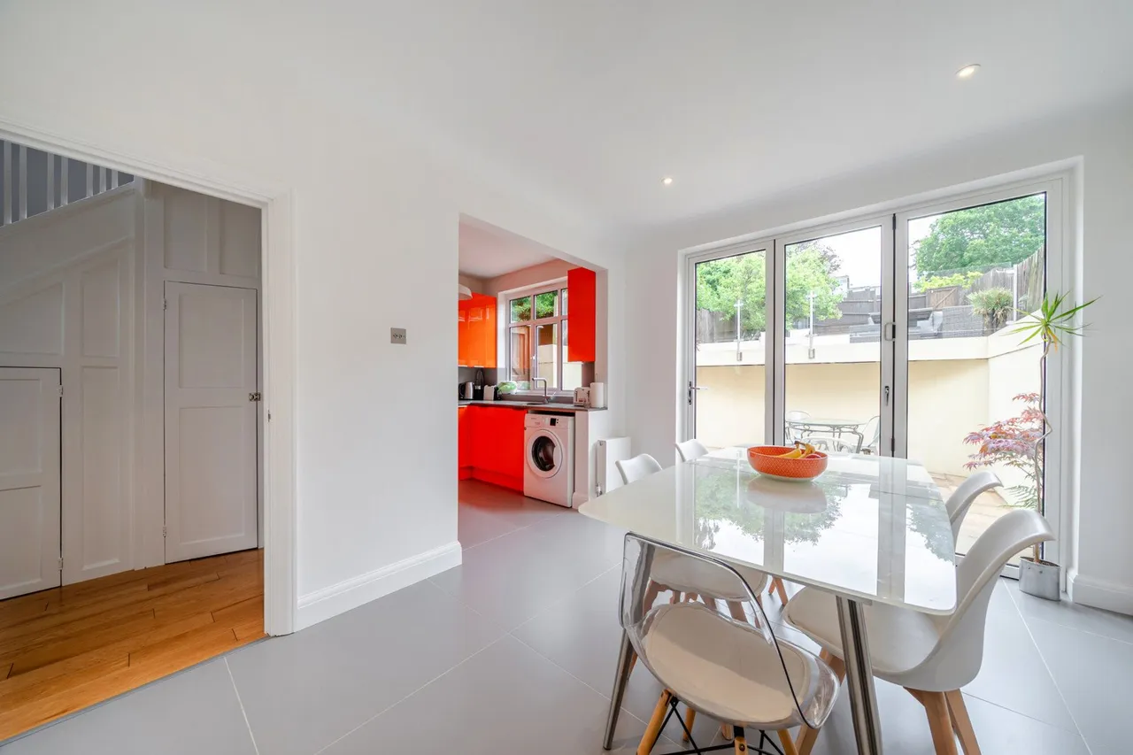 Cantwell Road, SE18, photo 22