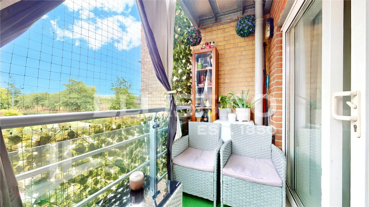 Wellspring Crescent, Wembley, HA9, photo 8