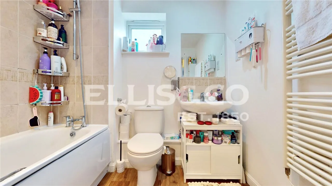 Wellspring Crescent, Wembley, HA9, photo 7