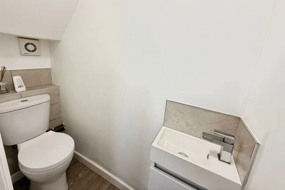 Enfield Road, Swinton, M27, photo 9