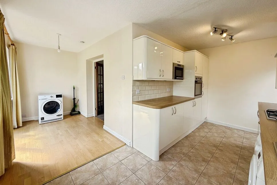 Enfield Road, Swinton, M27, photo 7