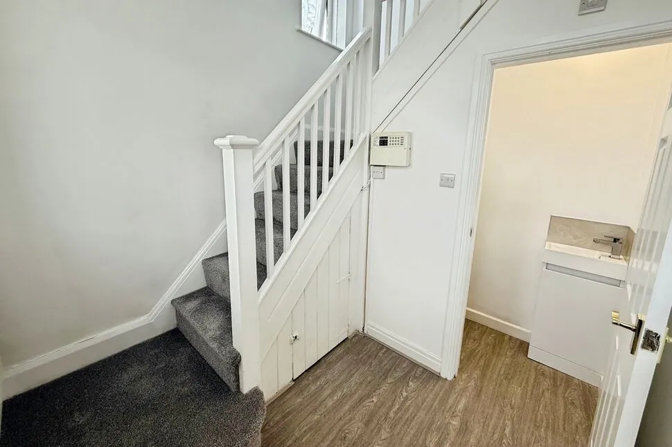 Enfield Road, Swinton, M27, photo 8