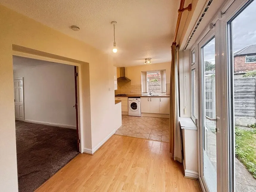 Enfield Road, Swinton, M27, photo 6