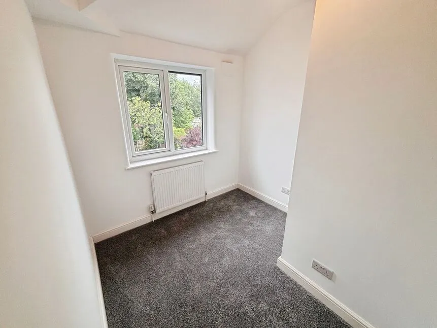 Enfield Road, Swinton, M27, photo 12