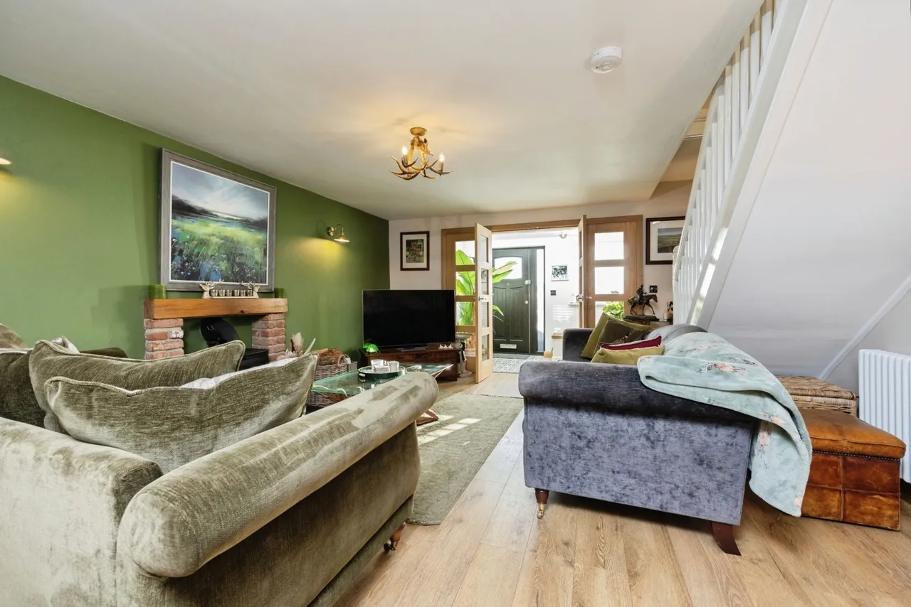 East Lane, Yafforth, DL7, photo 8