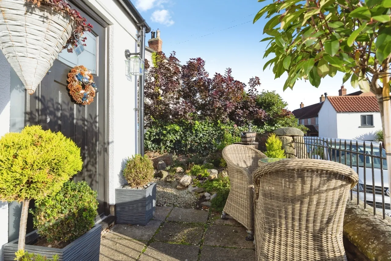 East Lane, Yafforth, DL7, photo 18