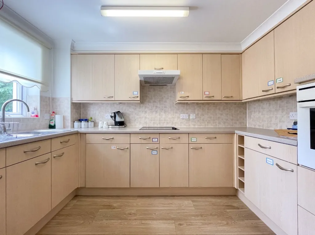 Nelson Court, Glen View, DA12, photo 3