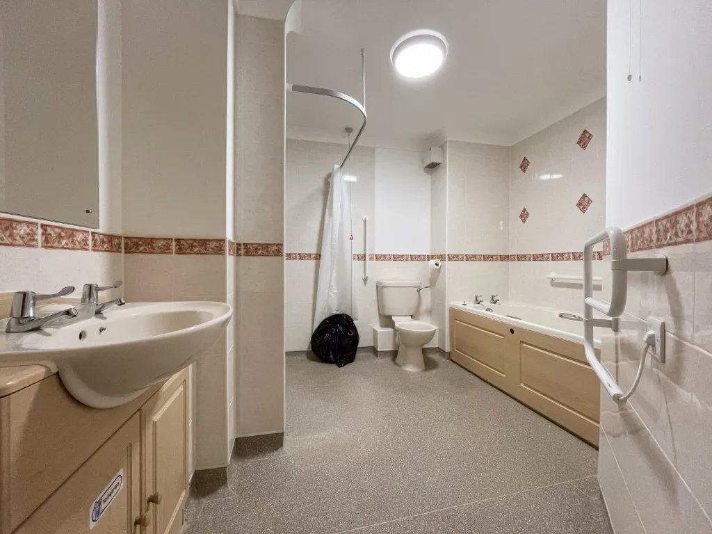 Nelson Court, Glen View, DA12, photo 7