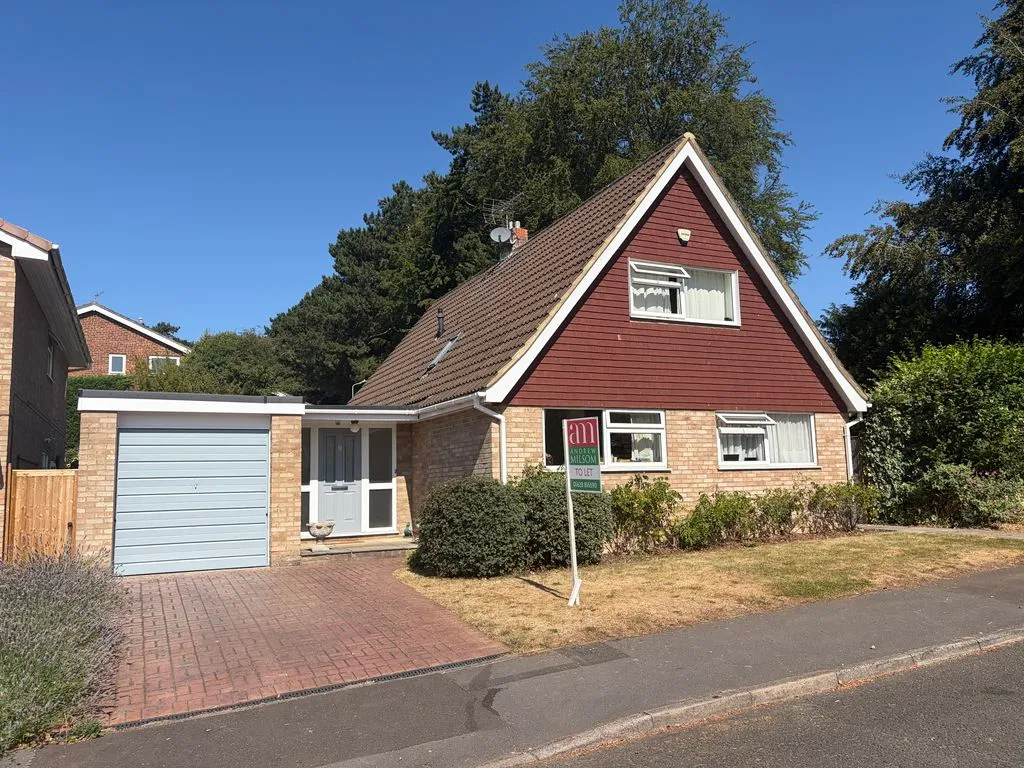 4 bed house to rent — Beverley Close, Marlow SL7 2RD