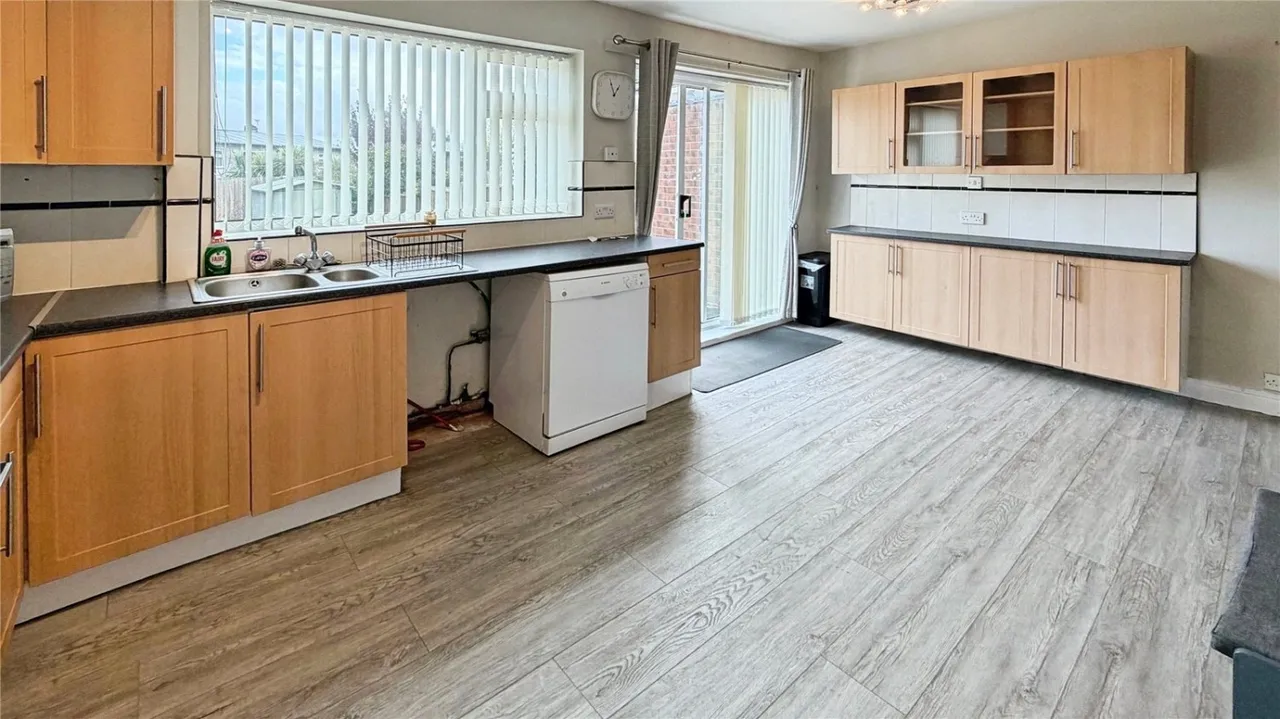 Strafford Street, Darton, S75, photo 7