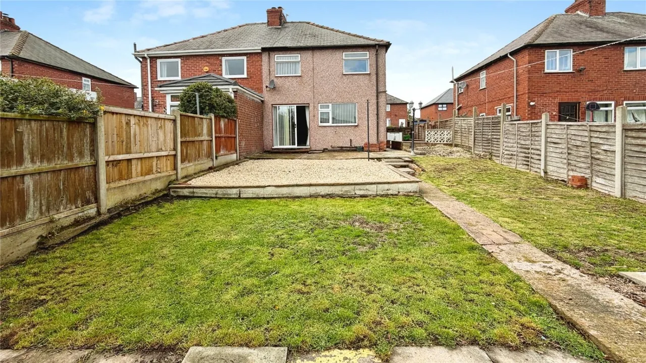 Strafford Street, Darton, S75, photo 2