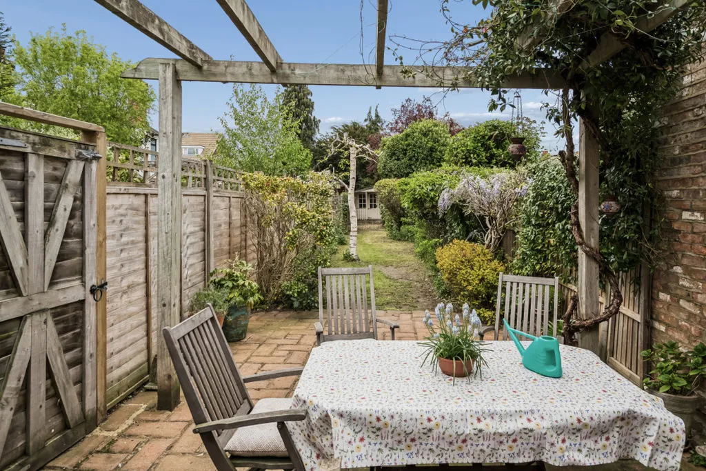 Beaumont Rise, Marlow SL7 1EF, photo 13