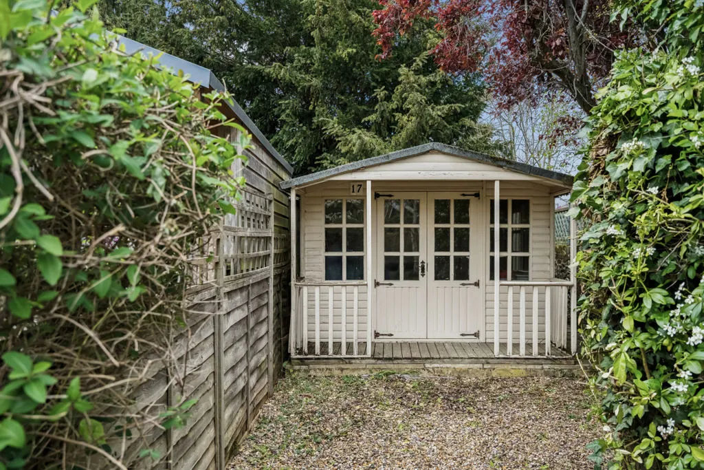 Beaumont Rise, Marlow SL7 1EF, photo 17