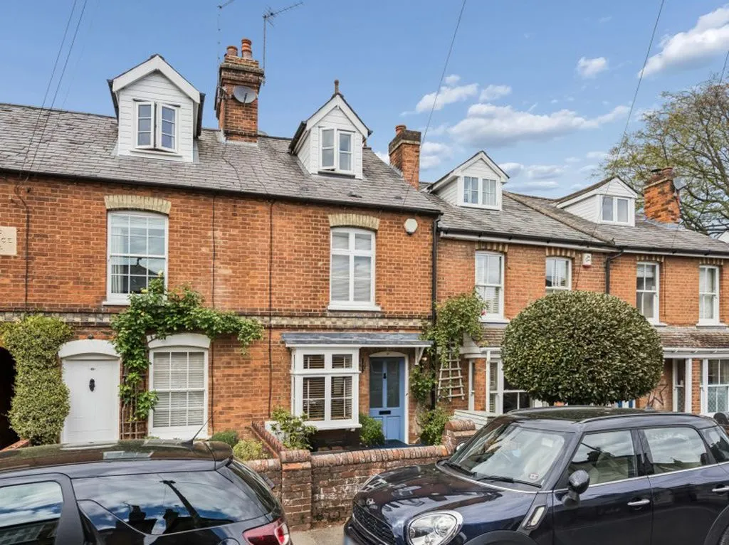 3 bed house for sale — Beaumont Rise, Marlow SL7 1EF